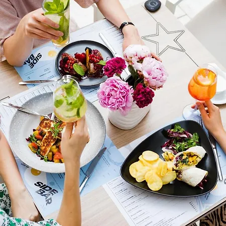 تيميسوارا فندق 4*