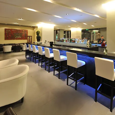 تيميسوارا فندق 4*