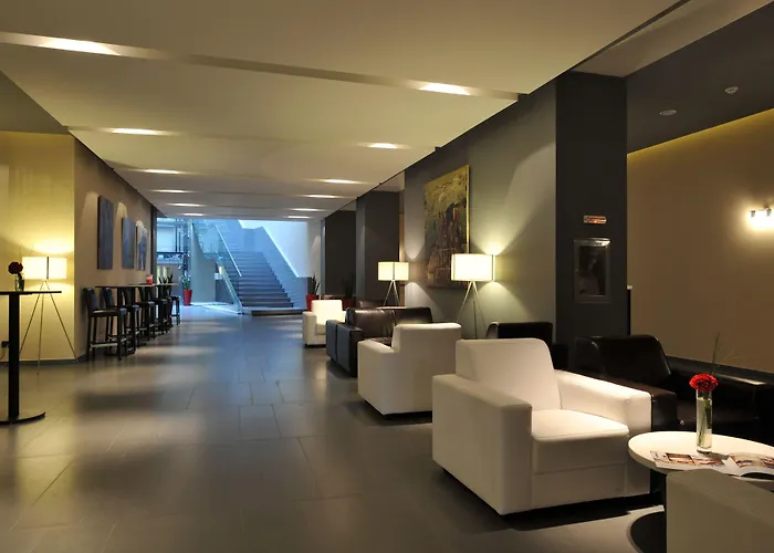 מלון Hotel Timisoara 4*