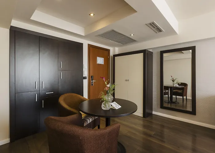 Hotel Timisoara מלון 4*